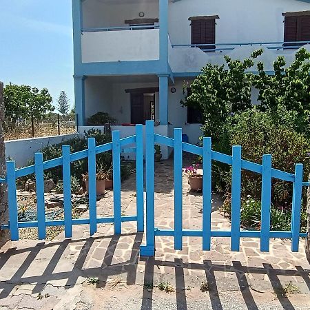 Appartamento Vista Mare Calasetta Exterior photo